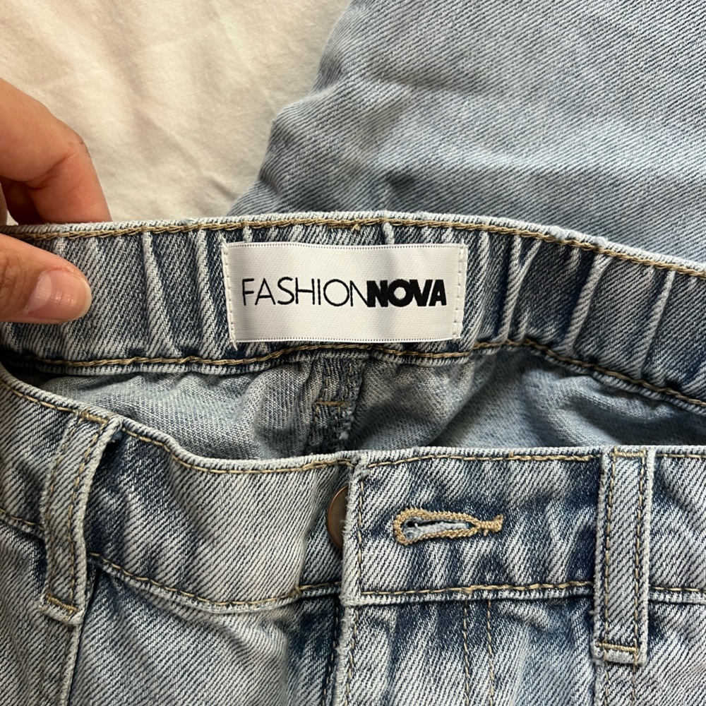 Cargo Jeans - Picture 4 of 7